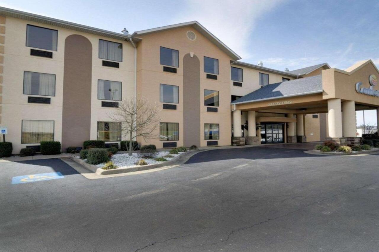 Quality Inn & Suites Malvern Bagian luar foto